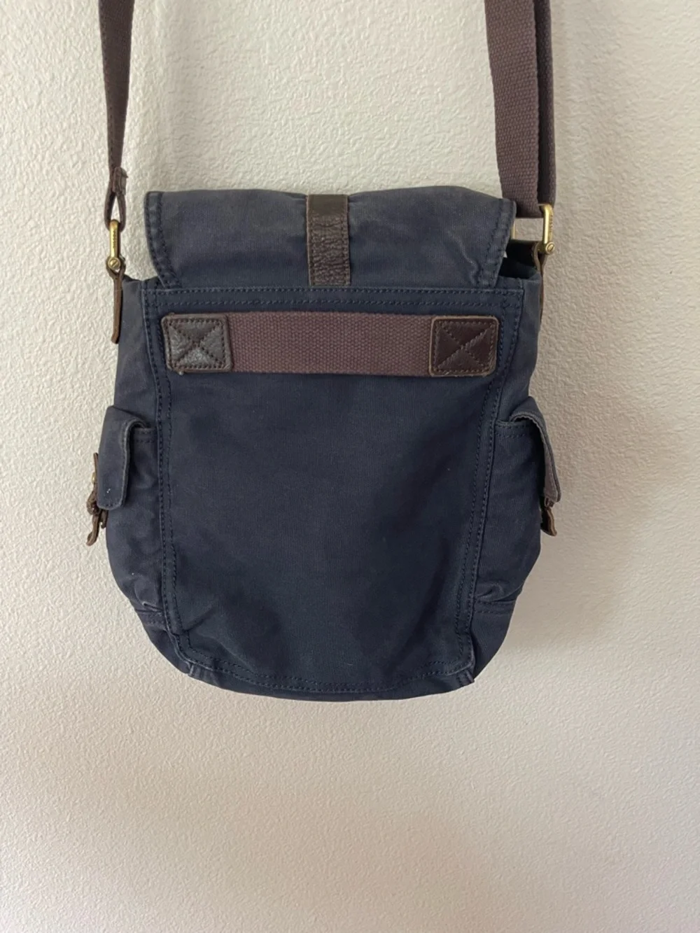 Fossil Canvas Navy Blue/Brown Messenger Carrier Commuter Bag Crossbody